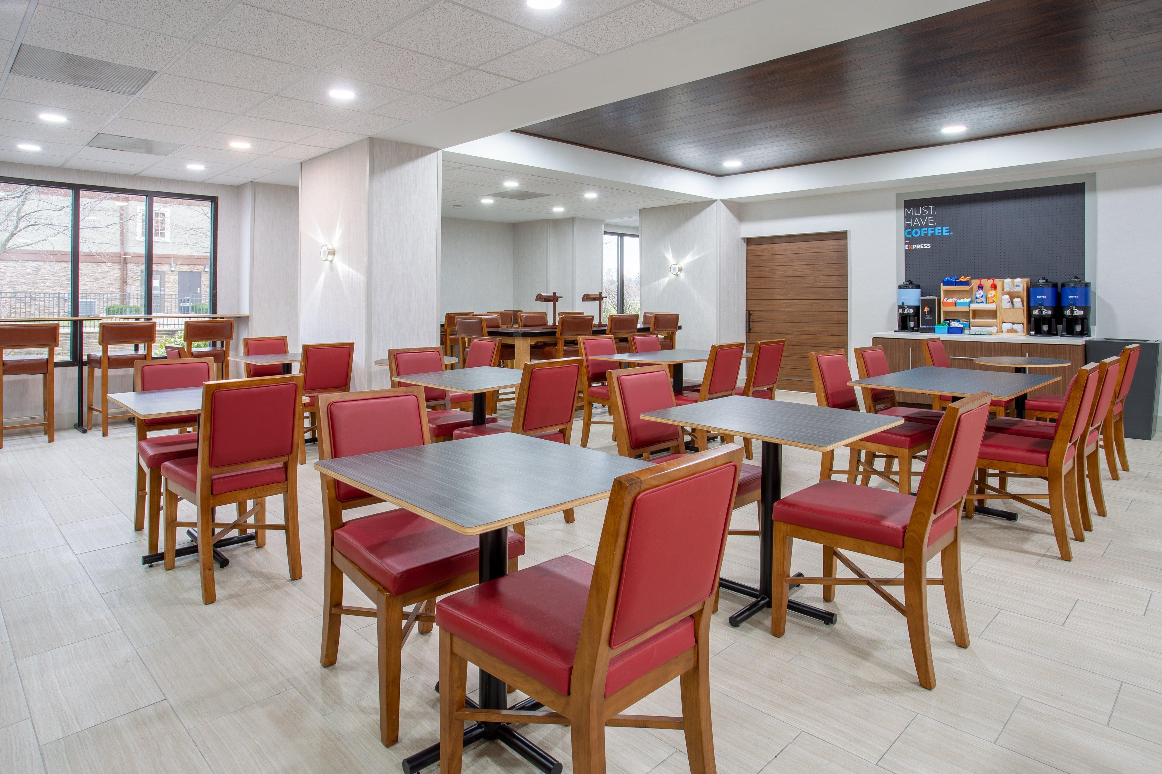 Holiday Inn Express Hotel & Suites Fort Wayne By Ihg Ellisville Exterior foto