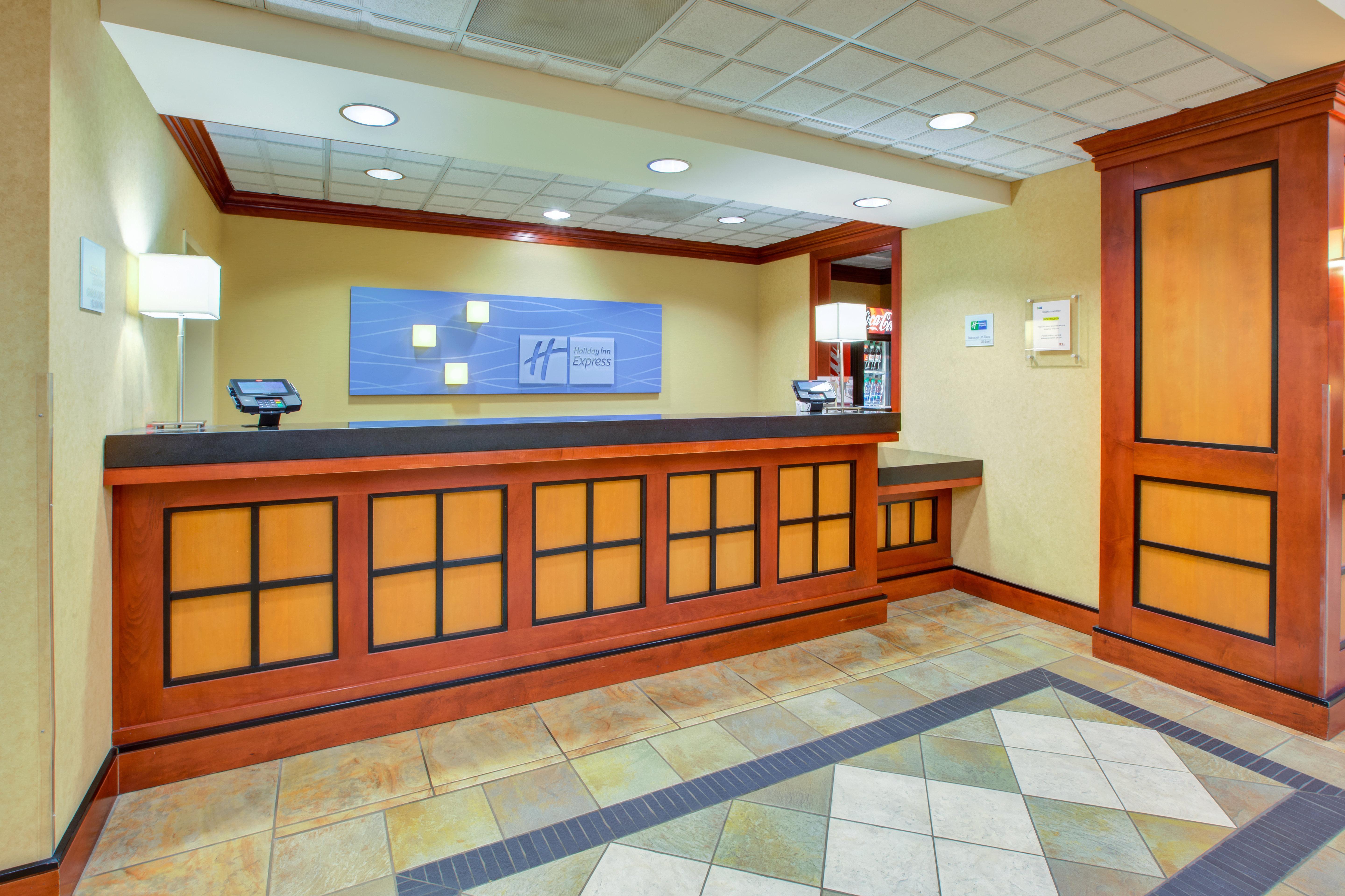 Holiday Inn Express Hotel & Suites Fort Wayne By Ihg Ellisville Exterior foto